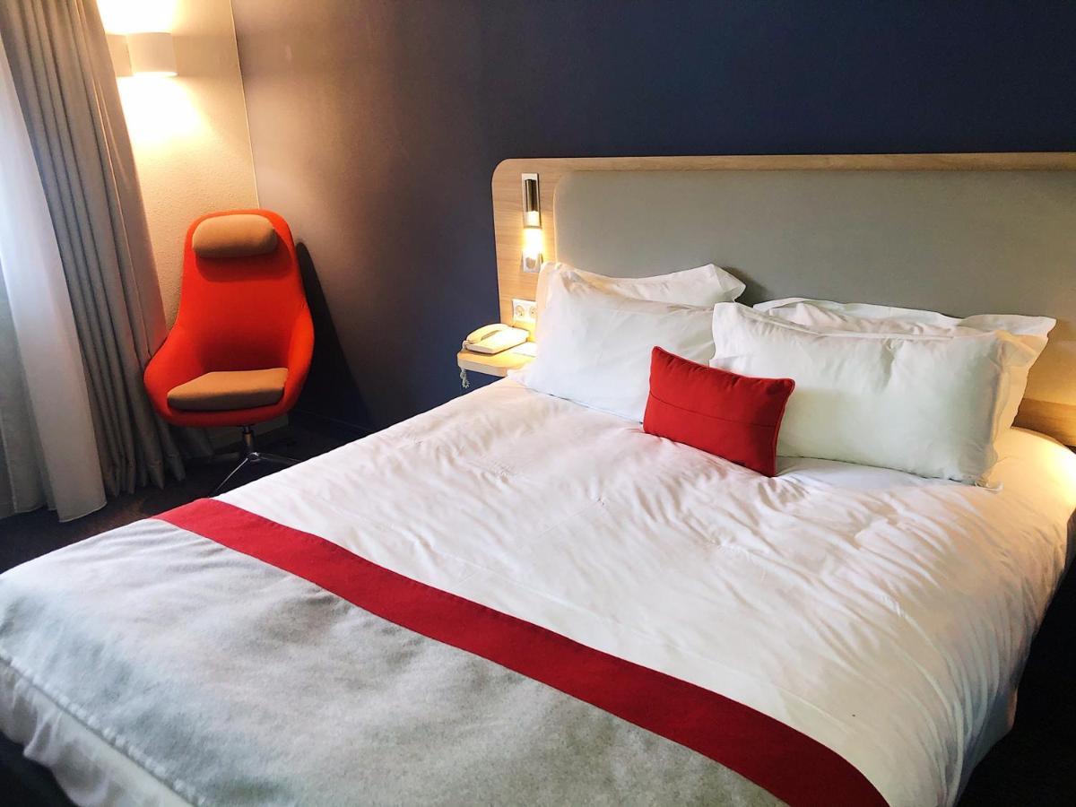 Le Domaine Des Fontaines - Hotel & Petit Dejeuner 베르닌 외부 사진
