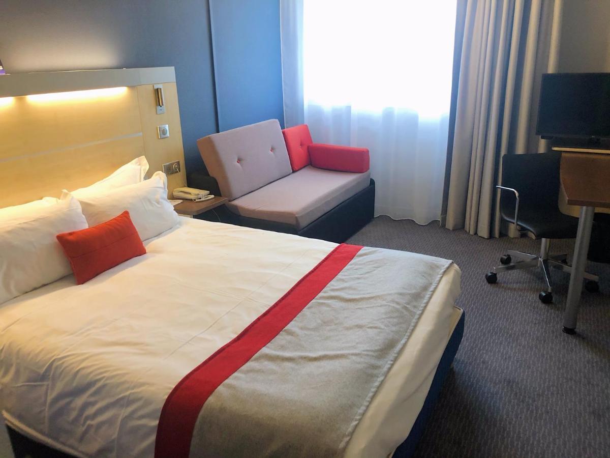 Le Domaine Des Fontaines - Hotel & Petit Dejeuner 베르닌 외부 사진