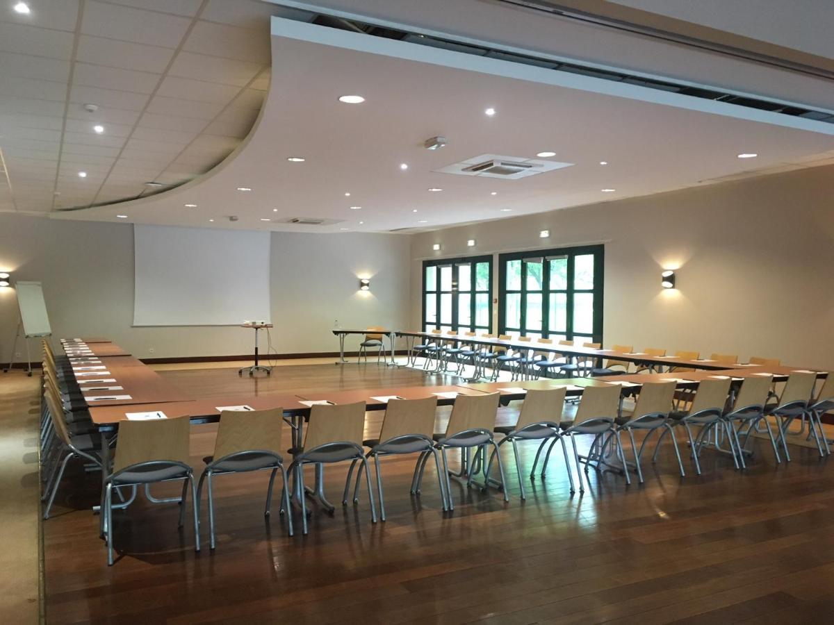 Le Domaine Des Fontaines - Hotel & Petit Dejeuner 베르닌 외부 사진